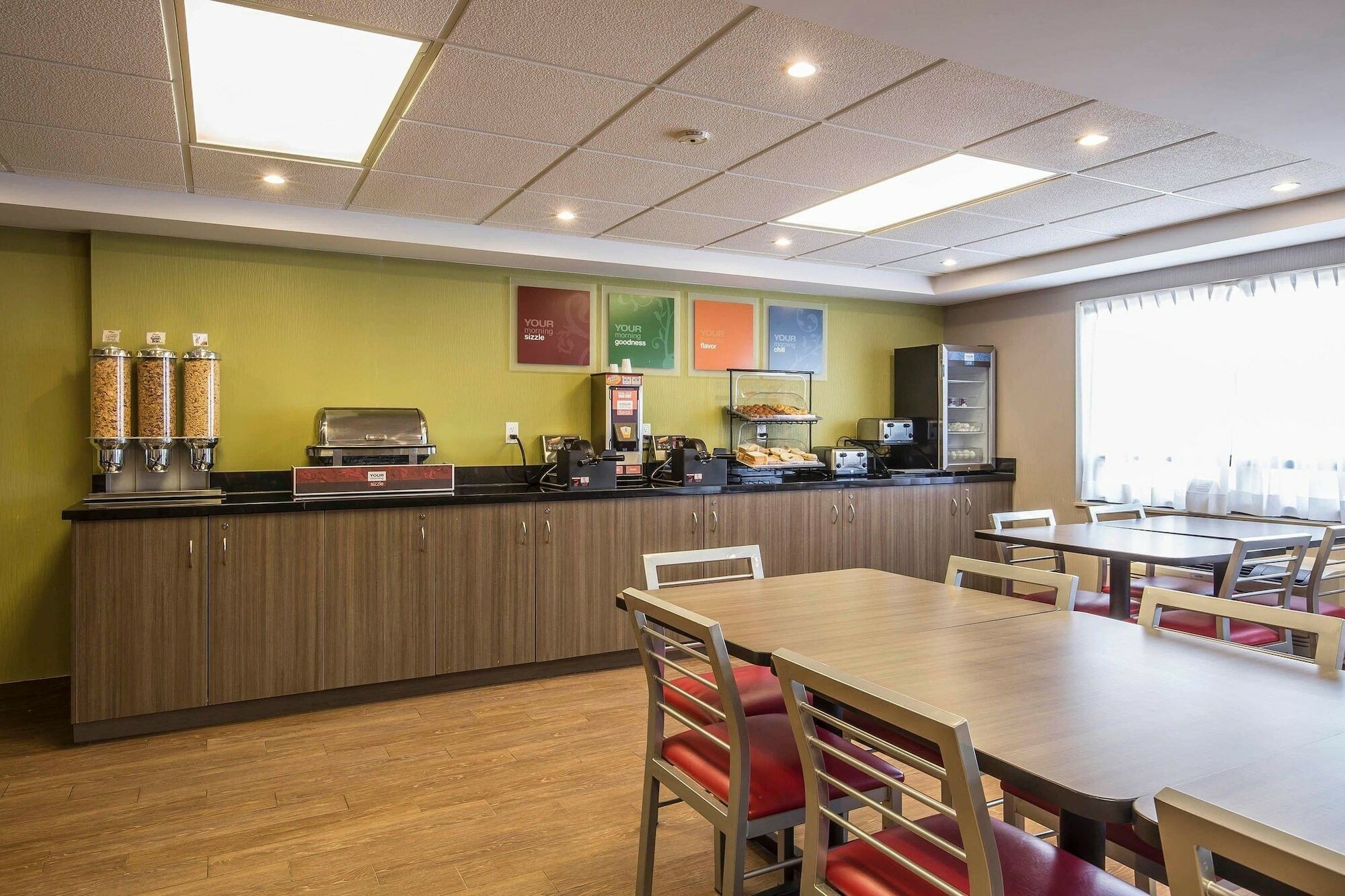 Comfort Inn Пикъринг Екстериор снимка