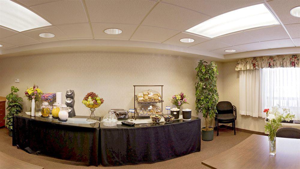 Comfort Inn Пикъринг Екстериор снимка